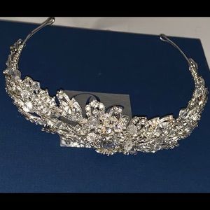 Bel Aire Bridal headpiece